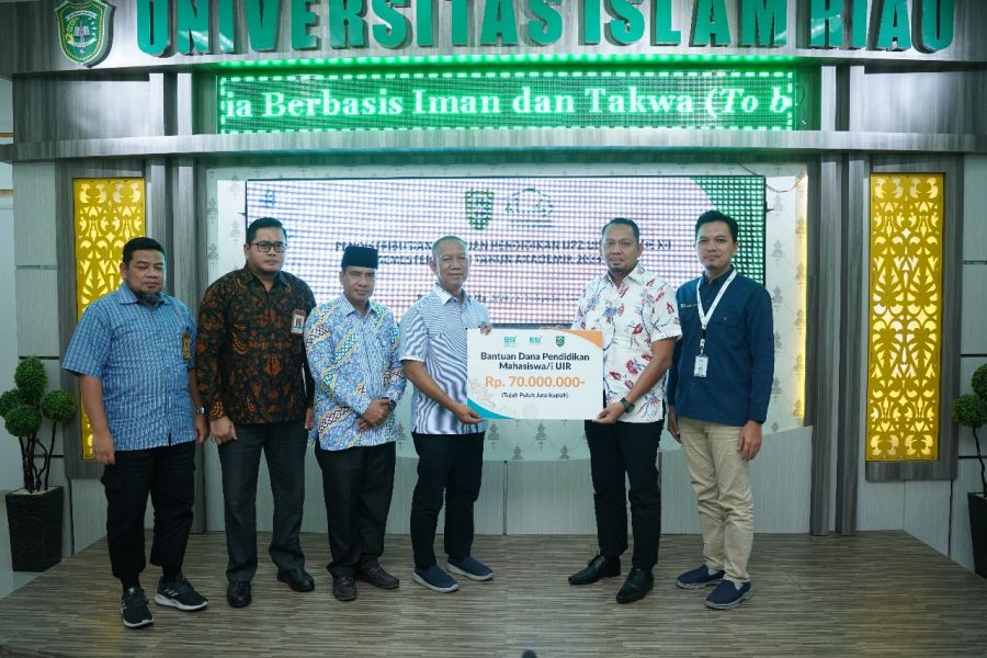Bank Syariah Indonesia Berikan Bantuan Dana Pendidikan Kepada UIR