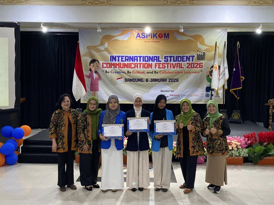 Hebat..! Delegasi FIKOM UIR Raih Tiga Penghargaan di ISCF 2025/2026