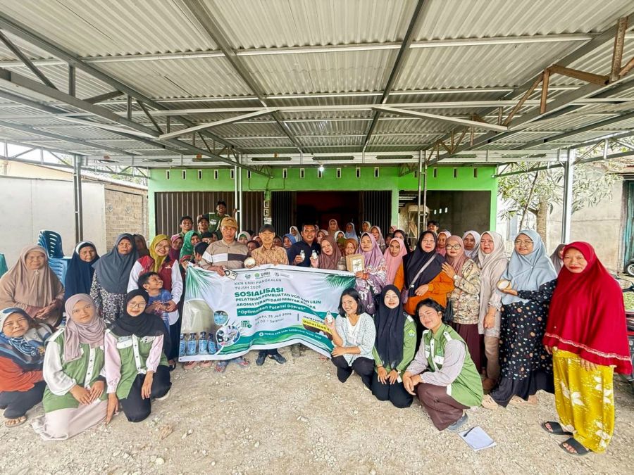 Mahasiswa Kukerta Unri Dorong Warga Pangkalan Tujuh Kembangkan Usaha VCO