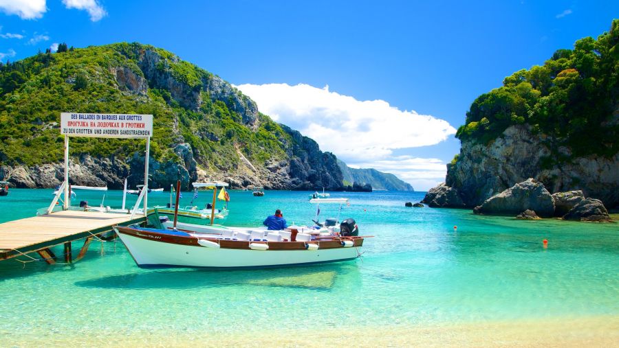 Menelusuri Pulau Corfu: Keindahan Alam dan Warisan Venesia