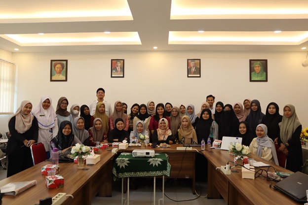 Pelatihan CV Kreatif dan Teknik Jitu Menghadapi Wawancara Kerja di Fakultas MIPA dan Kesehatan UMRI