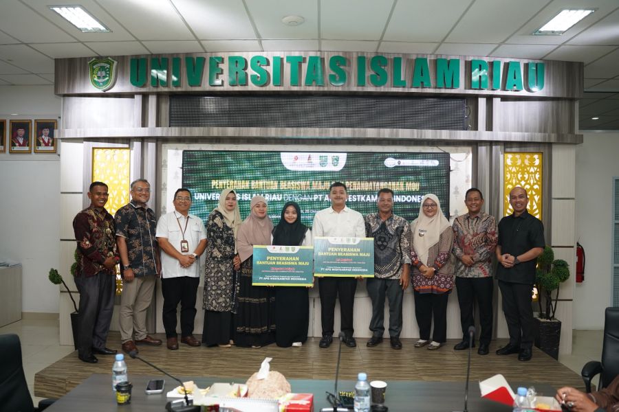 UIR Gandeng PT APGWI, Dua Mahasiswa Teknik Perminyakan Raih Beasiswa Penuh