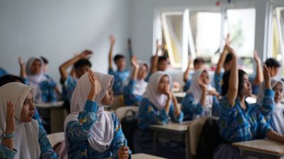 kuatkan-empati-bagi-guru-kemendikdasmen-kembali-mengajar-di-kelas