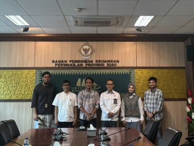 lima-mahasiswa-fikom-uir-lulus-starata-satu-melalui-publikasi-jurnal-internasional-dan-sinta-2-3