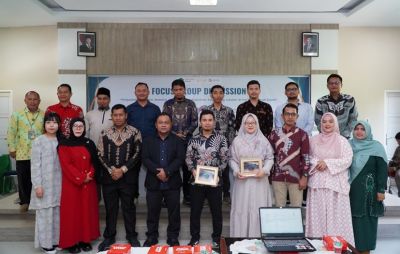 perkuat-mahasiswa-dan-lulusan-dengan-obe-fasilkom-unilak-gelar-fgd