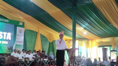 pesan-mentan-amran-kepada-mahasiswa-baru-umri-jangan-malas-kalau-ingin-sukses