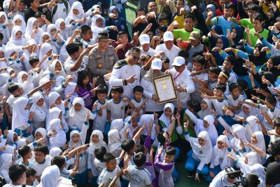 raih-rekor-muri-persembahan-kemendikdasmen-di-hari-anak-nasional-2025