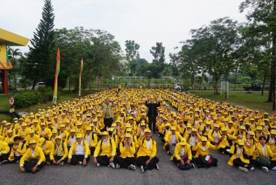 unilak-semakin-go-internasional-puluhan-warga-negara-asing-kuliah-di-unilak-2025