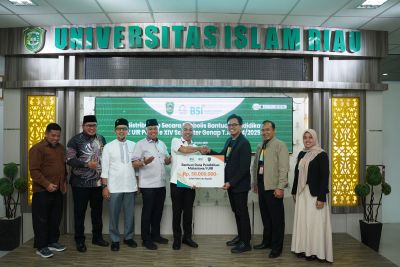 upz-uir-kembali-salurkan-bantuan-pendidikan-untuk-25-mahasiswa