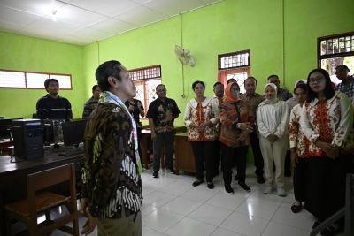 wamendikdasmen-tinjau-pemanfaatan-ifp-di-kabupaten-blora